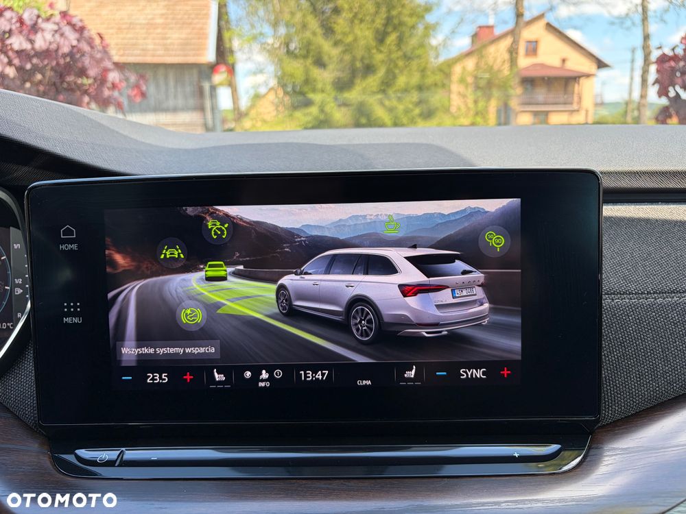 Skoda Octavia 1.5 TSI ACT Scout - 14