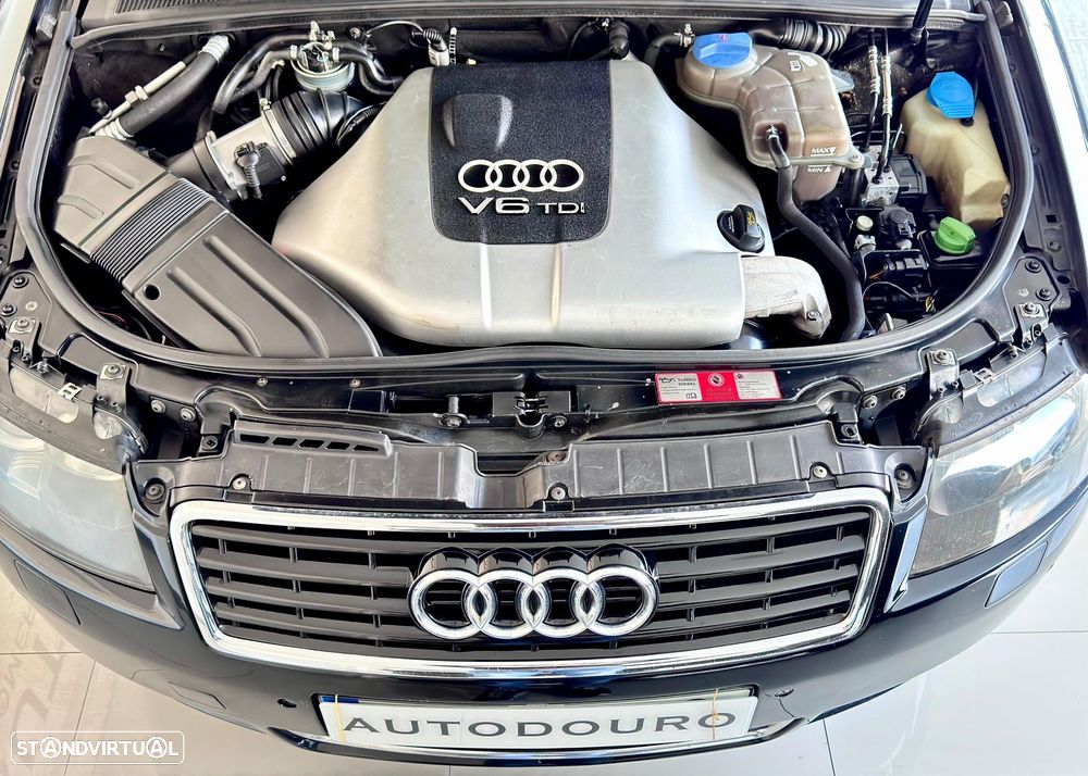 Audi A4 Cabrio 2.5 TDi Multit. Exc. - 27