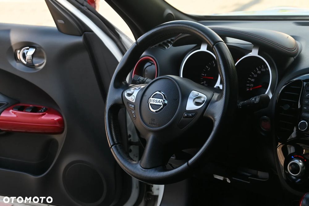 Nissan Juke 1.6 DIG-T ALL-MODE 4x4i CVT Tekna - 28