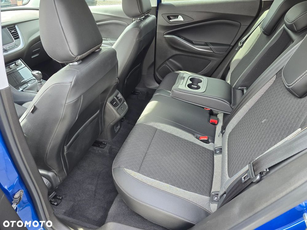Opel Grandland X 1.5 D Start/Stop Business INNOVATION - 31