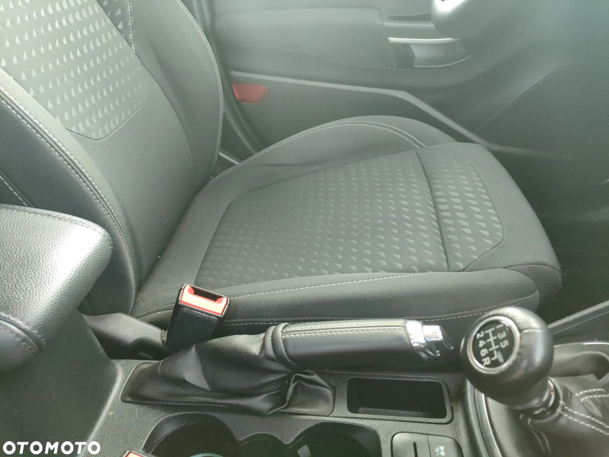 Ford Fiesta - 21