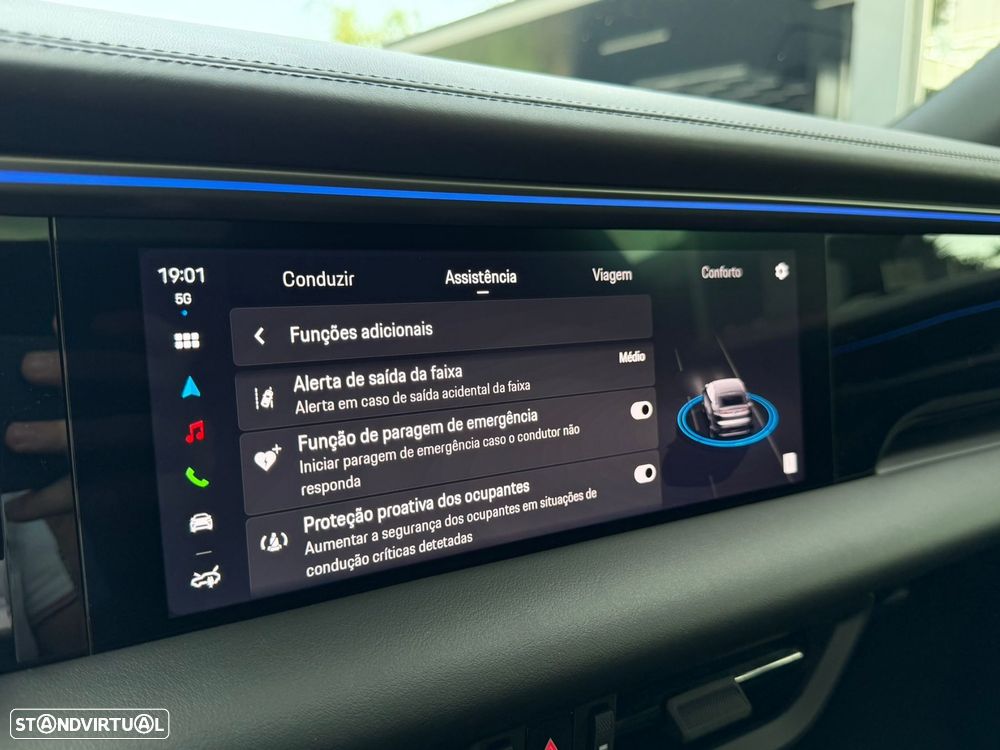 Porsche Macan Electric 4 - 59
