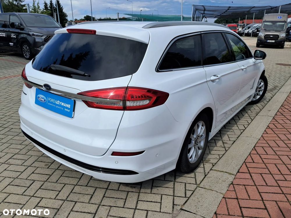 Ford Mondeo 2.0 Hybrid Titanium - 14