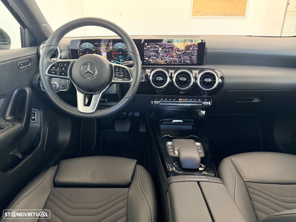 Mercedes-Benz A 250 - 41