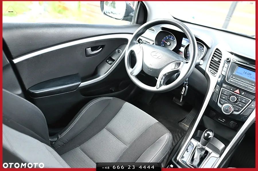 Hyundai i30 blue Kombi 1.6 CRDi DCT Passion - 16
