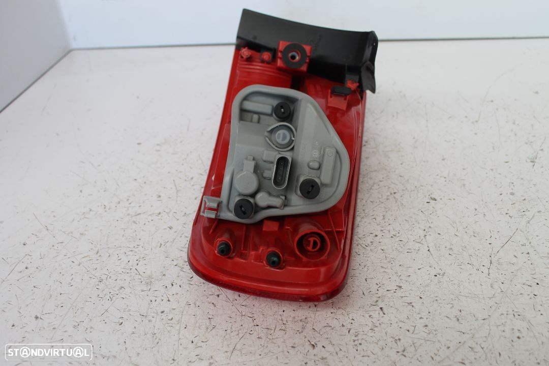 Farolim Audi A4 - 3
