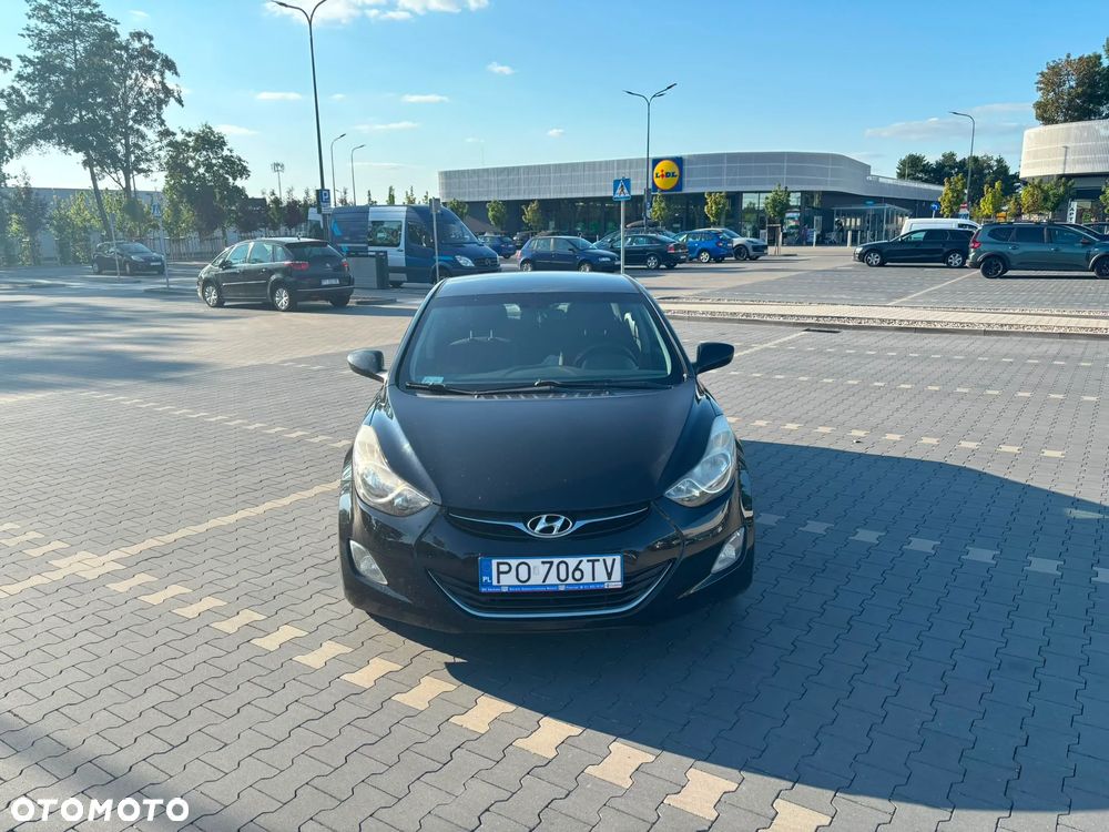 Hyundai Elantra 1.6 Comfort - 1