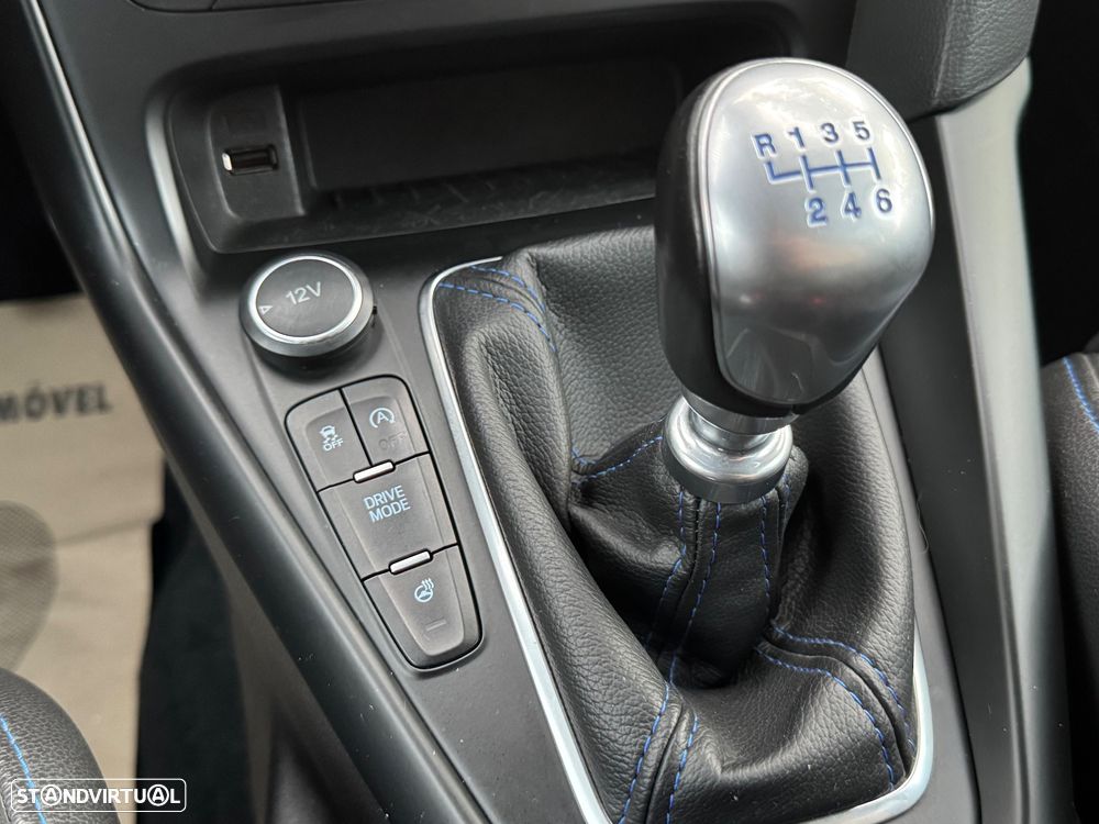 Ford Focus 2.3 EcoBoost RS - 24