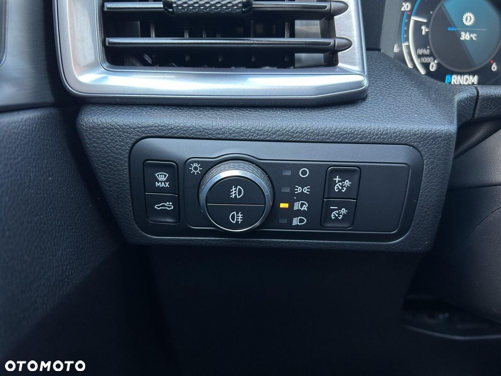 Volkswagen Amarok - 29