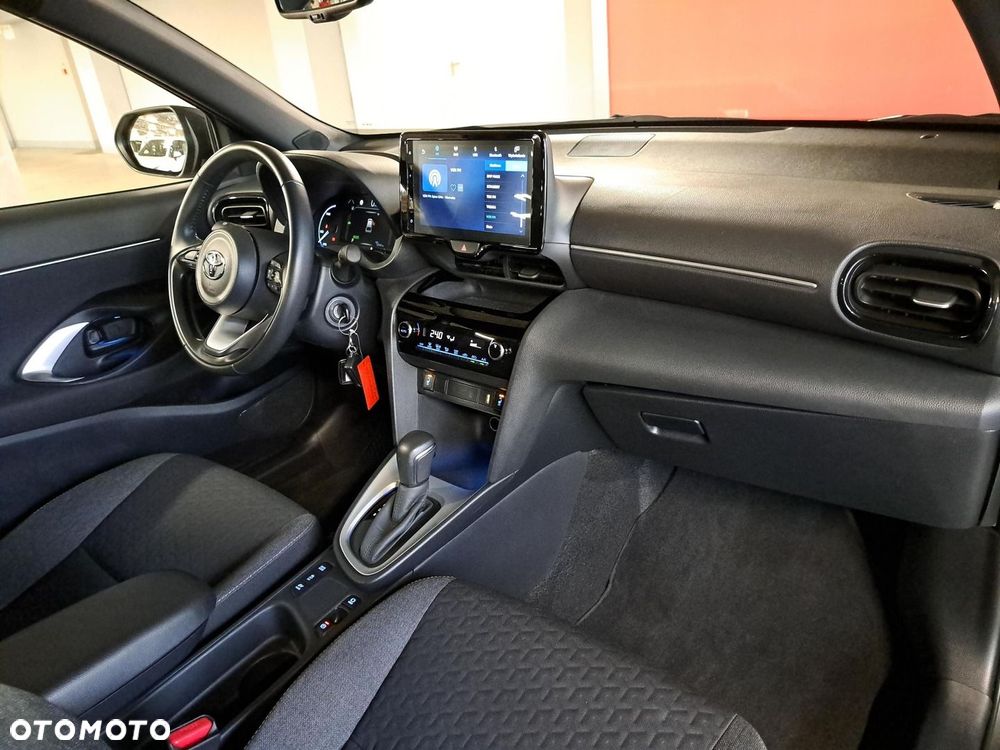 Toyota Yaris Cross Hybrid 1.5 Comfort - 16