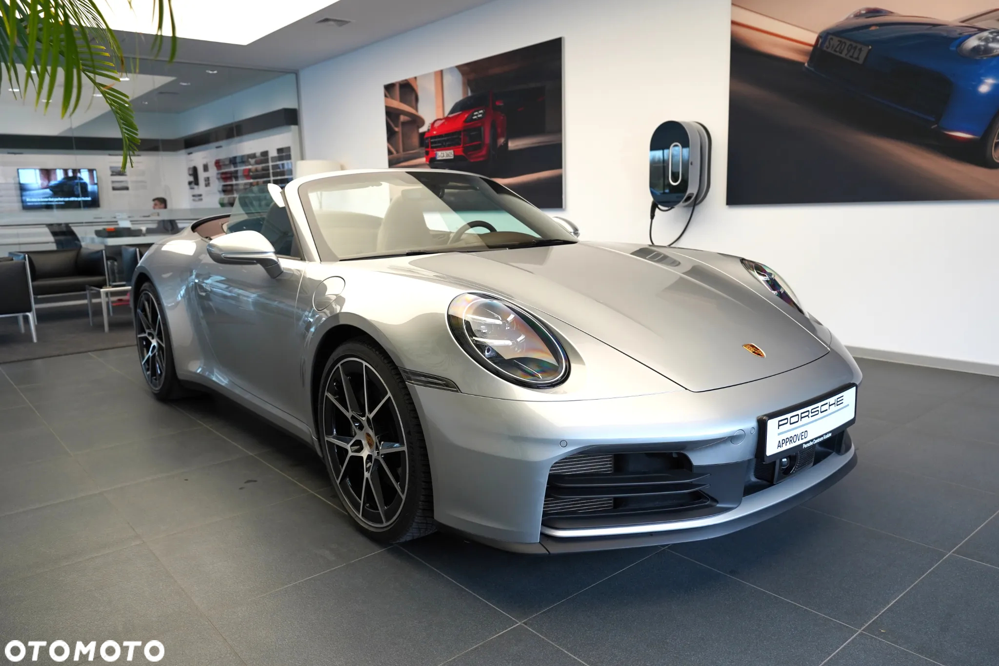 Porsche 911 Carrera Cabrio - 9