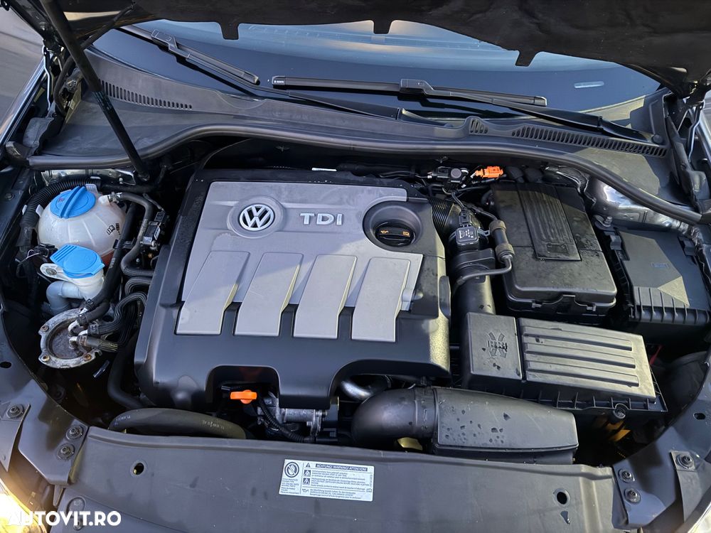 Volkswagen Golf 1.6 TDI BlueMotion Technology Trendline - 31