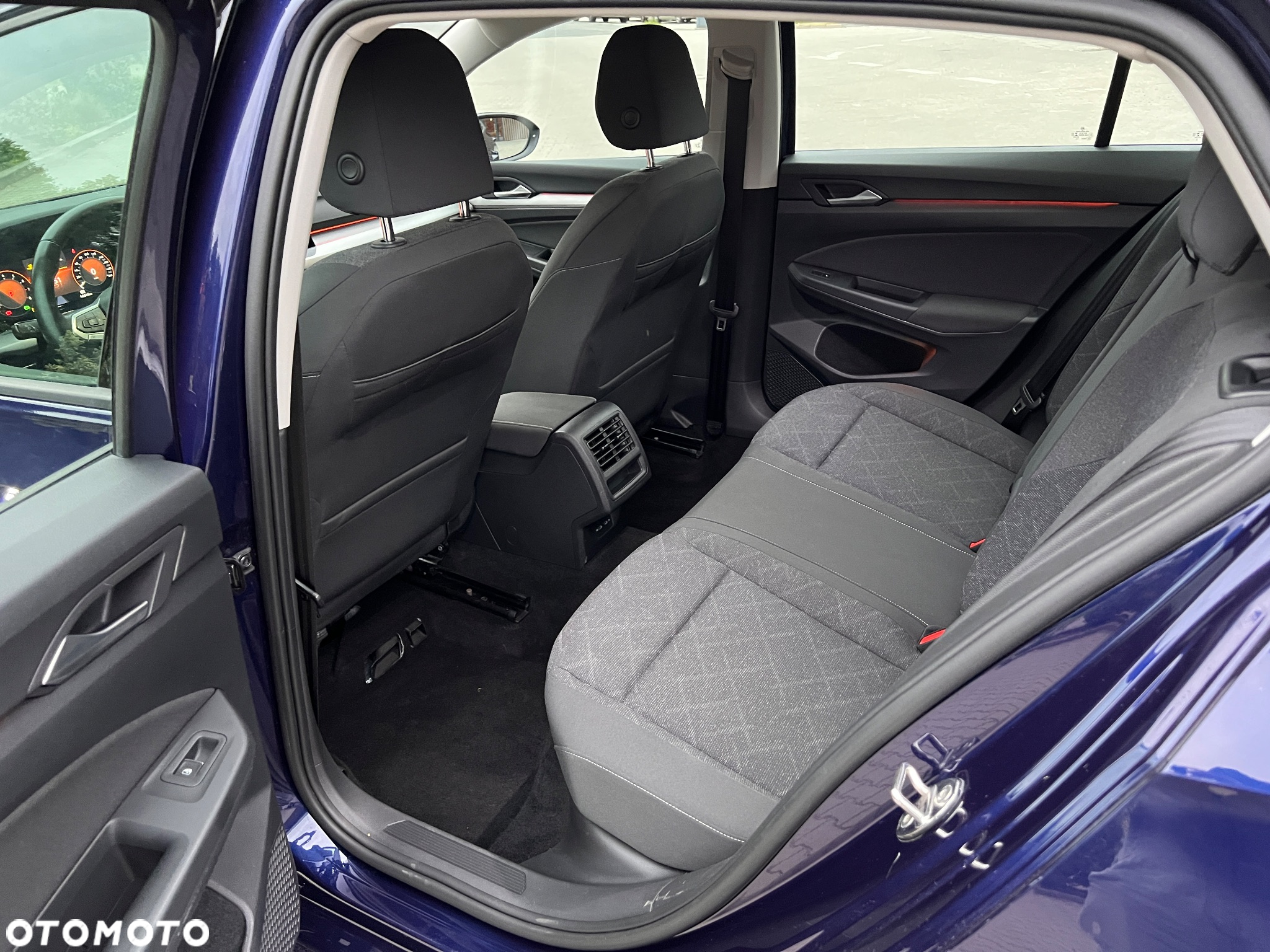 Volkswagen Golf - 12