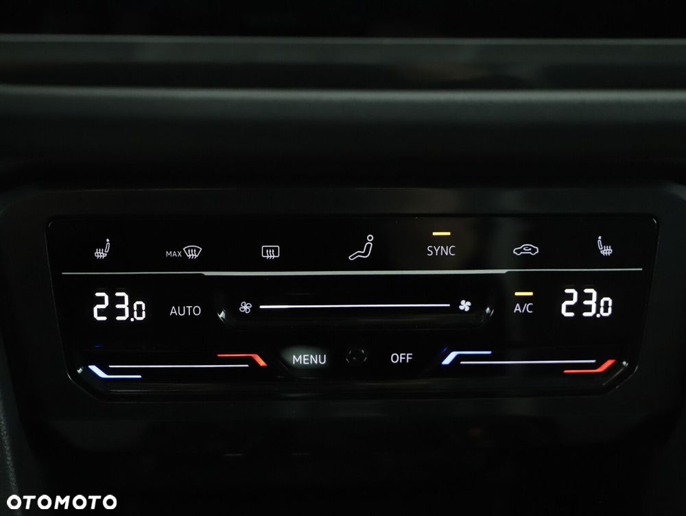 Volkswagen Tiguan - 19