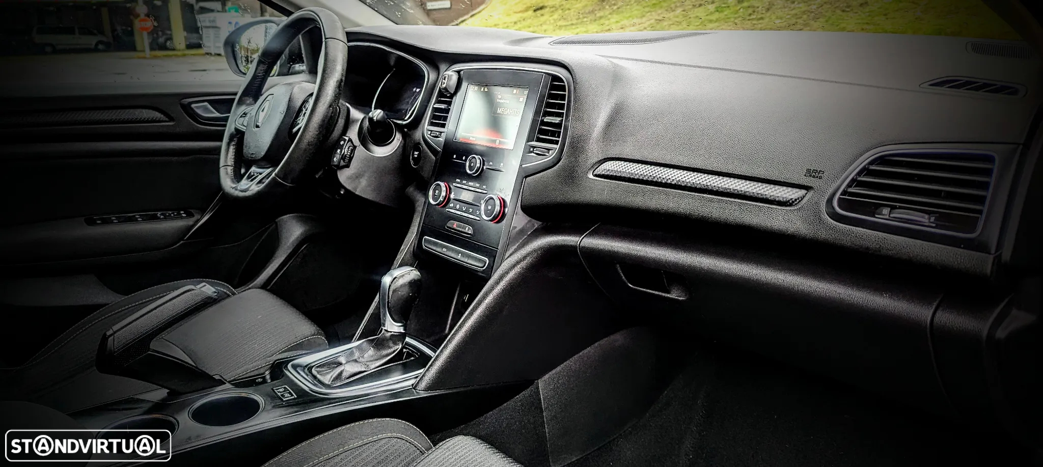 Renault Mégane ENERGY dCi 110 EDC LIMITED - 12