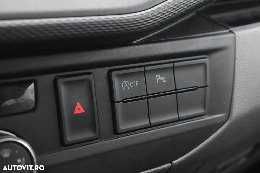 Volkswagen Transporter Kombi TDI Lang DSG - 26