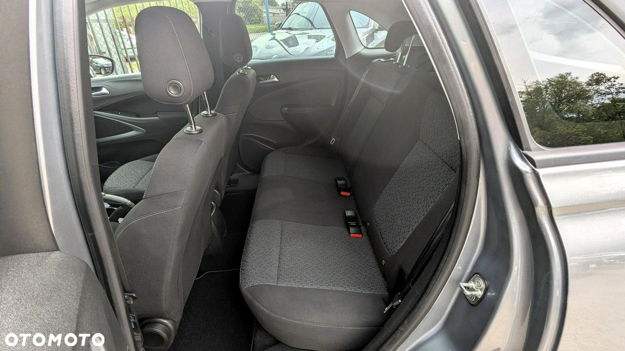 Opel Crossland X - 13
