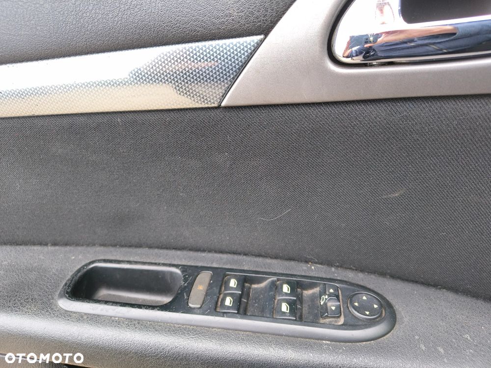 Peugeot 407 HDi 135 Elegance by Irmscher - 2