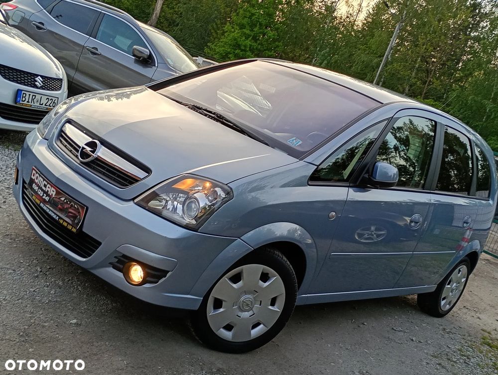 Opel Meriva 1.8 16V Cosmo Easytronic - 3