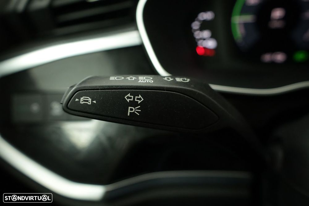 Audi Q3 Sportback 45 TFSIe S line S tronic - 17
