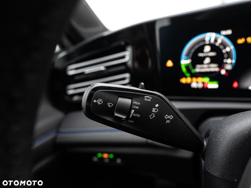 Volkswagen Tiguan - 38