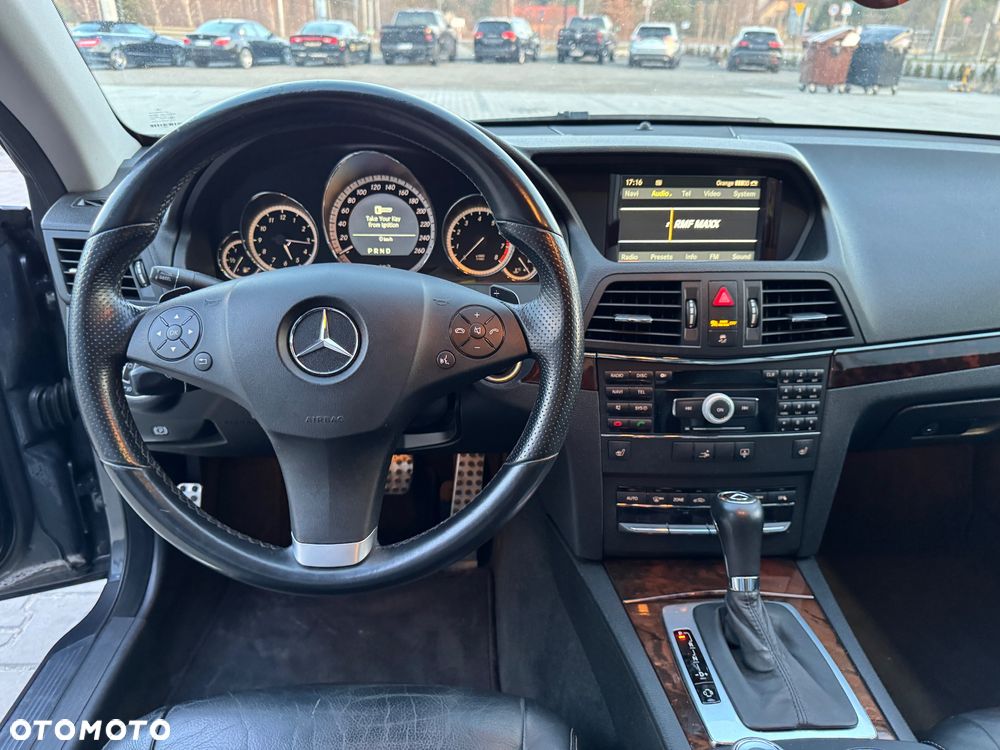 Mercedes-Benz Klasa E 350 7G-TRONIC - 24