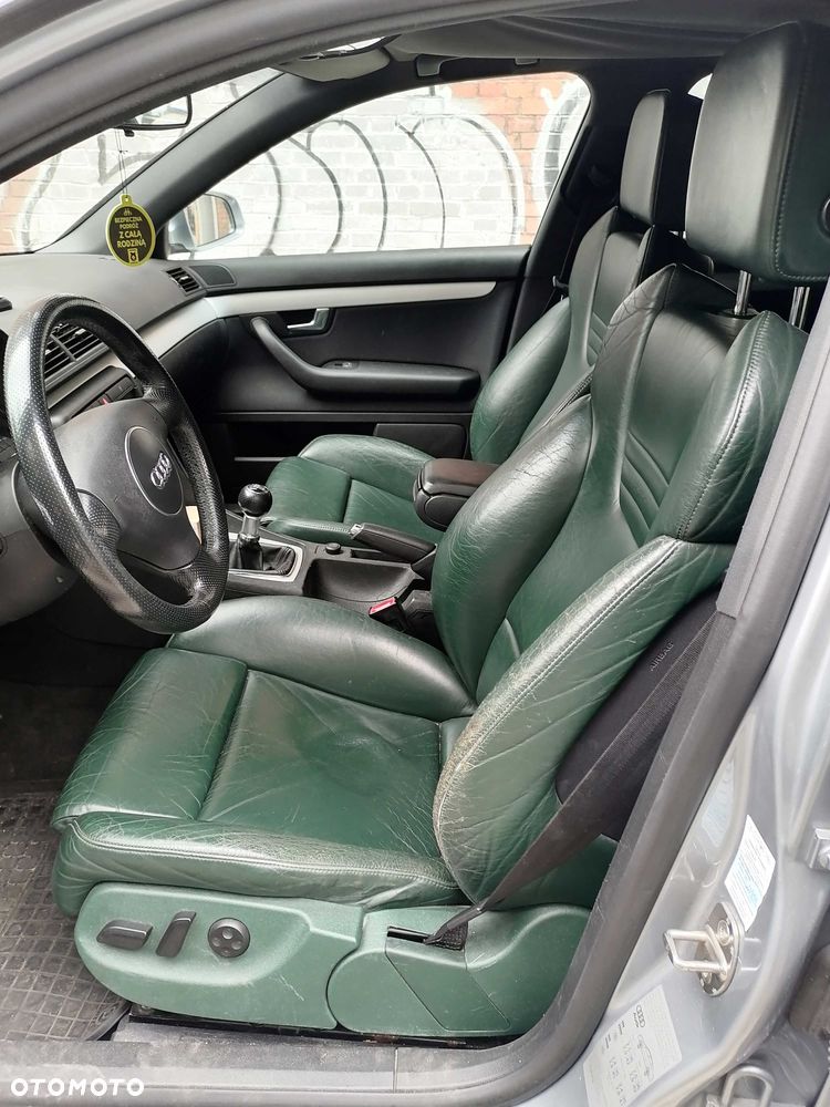 Audi A4 Avant - 4