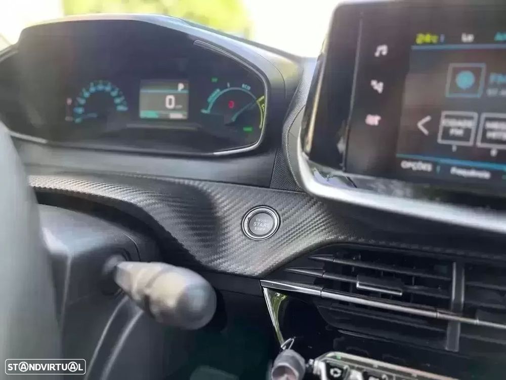 Peugeot e-2008 50 kWh Allure Pack - 39