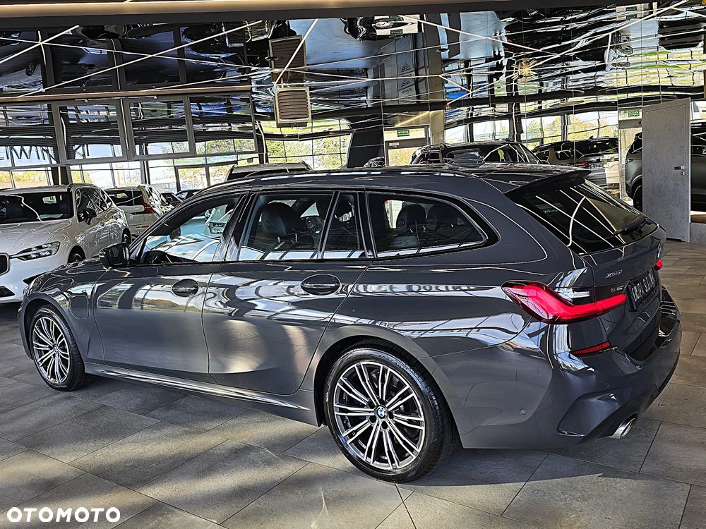 BMW Seria 3 330e xDrive M Sport sport - 5