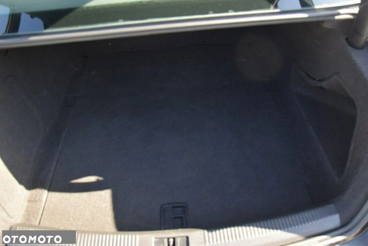 Audi A4 Avant 1.8 TFSI multitronic Ambiente - 19