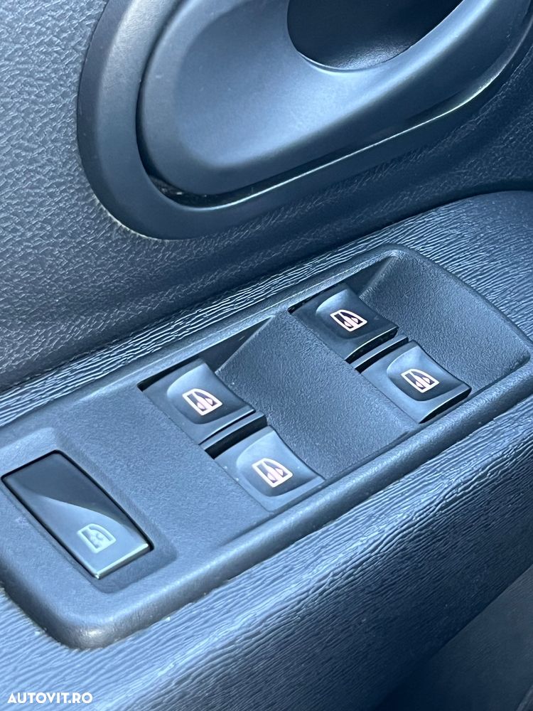 Dacia Lodgy 1.2 TCe 115 CP Stepway - 34