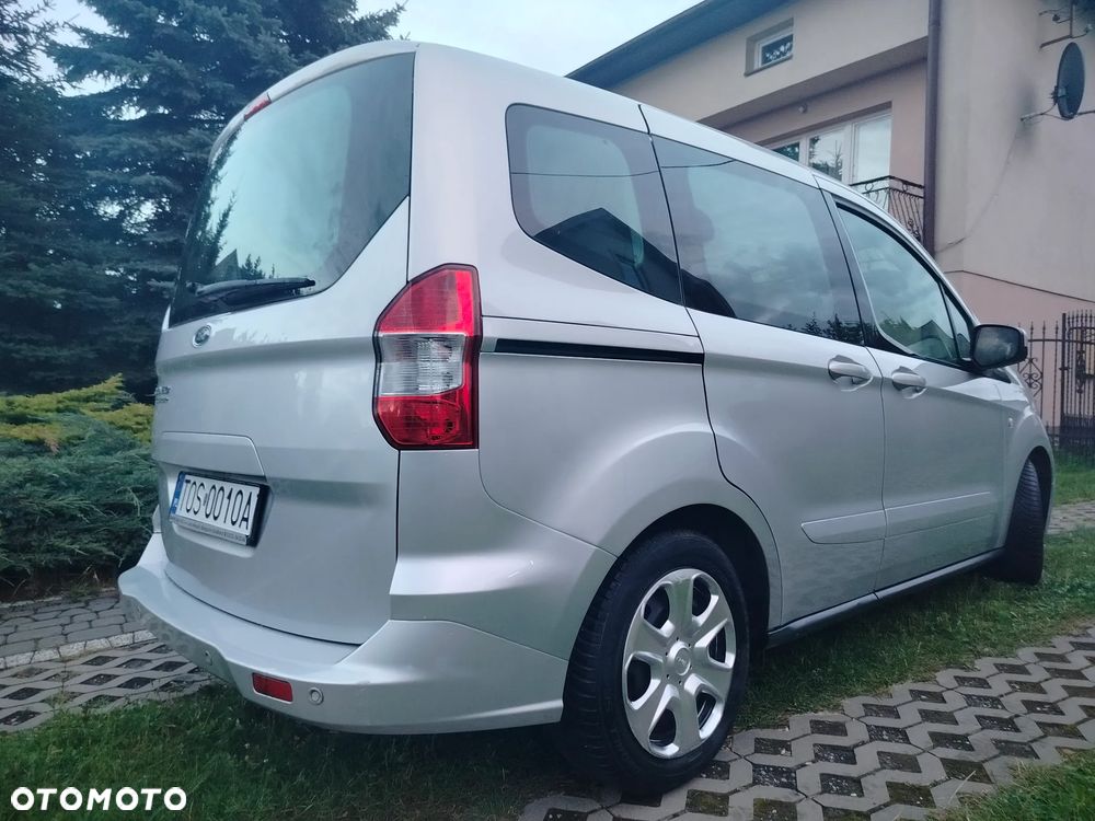 Ford Tourneo Courier 1.6 TDCi S&S Titanium - 15