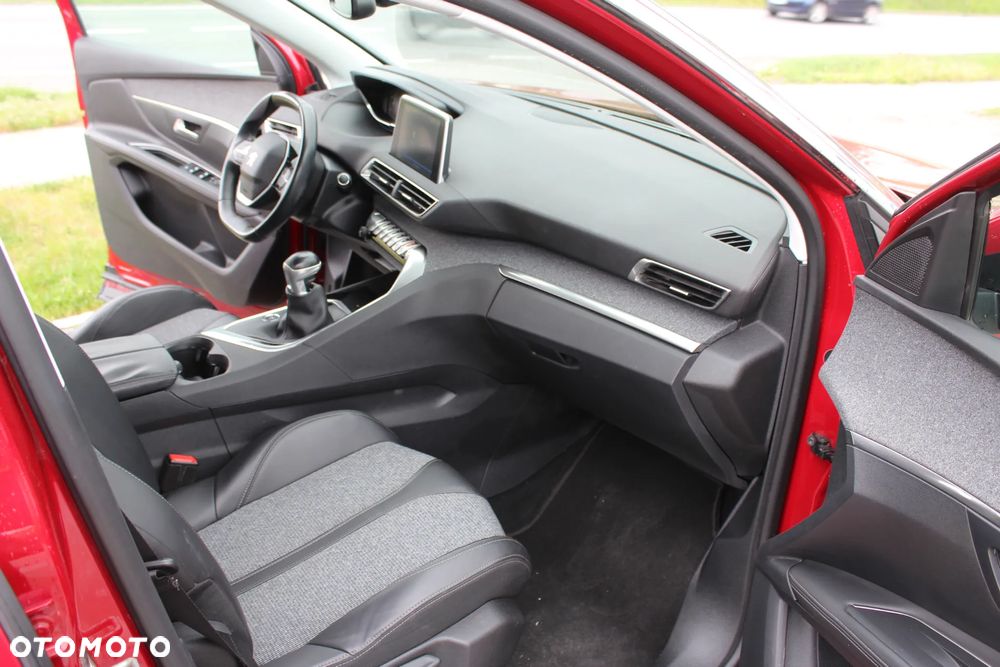 Peugeot 3008 1.5 BlueHDi Active S&S - 18