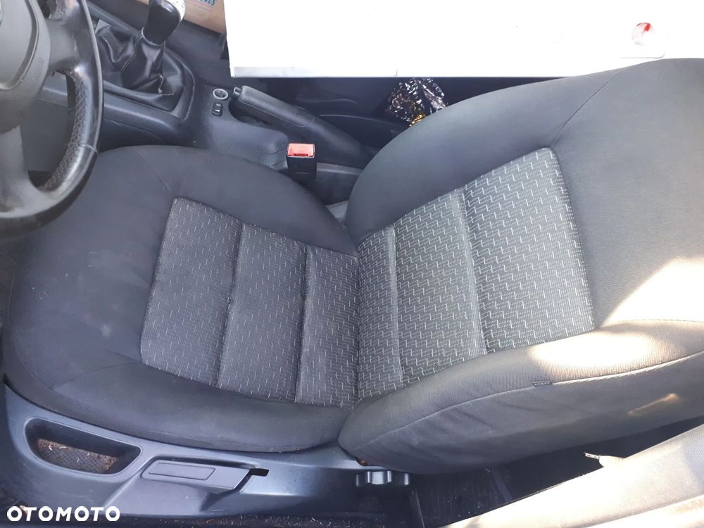 SKODA OCTAVIA II LIFT KOMBI 08-13 1.9 TDI KRATKA NAWIEWU PRAWA LEWA ŚRODKOWA - 3