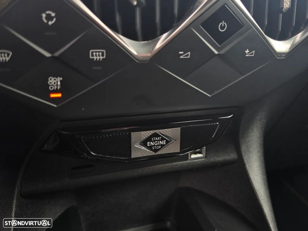 DS DS3 Crossback BlueHDi 100 SO CHIC - 20
