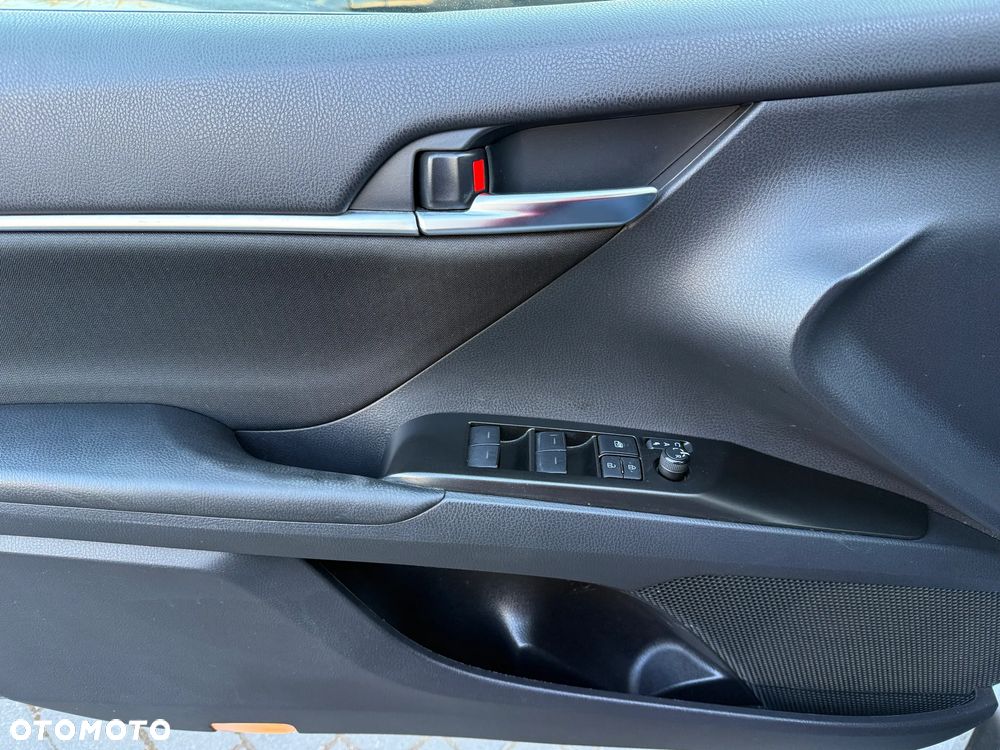 Toyota Camry 2.5 Hybrid Comfort CVT - 13