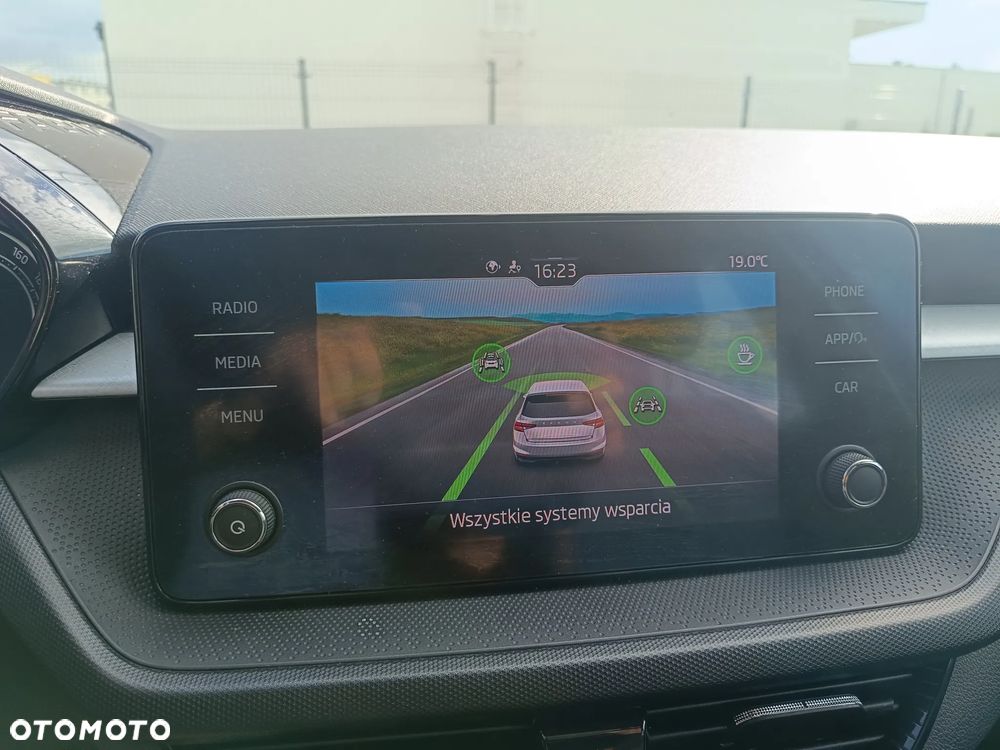Skoda Fabia 1.0 TSI Ambition - 10