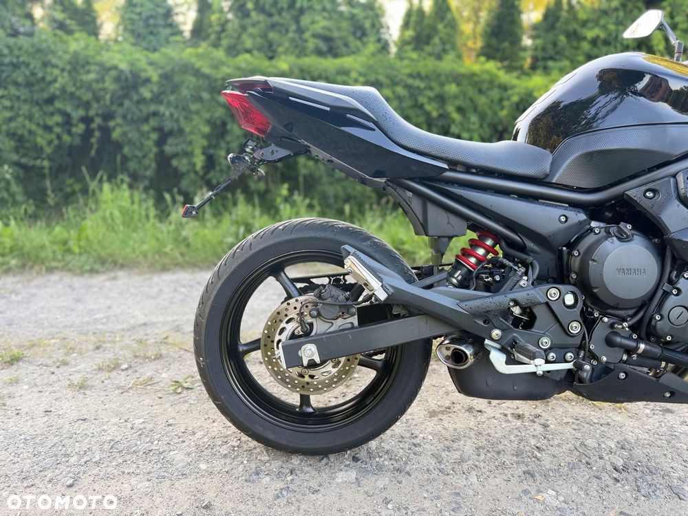 Yamaha XJ - 12