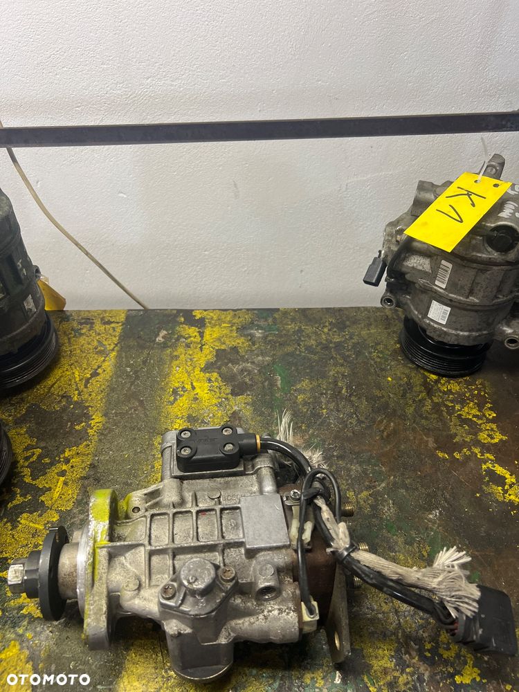 Pompa wtryskowa Vw Audi Seat  1,9 TDI  038973835  przebieg 89 tys km - 1