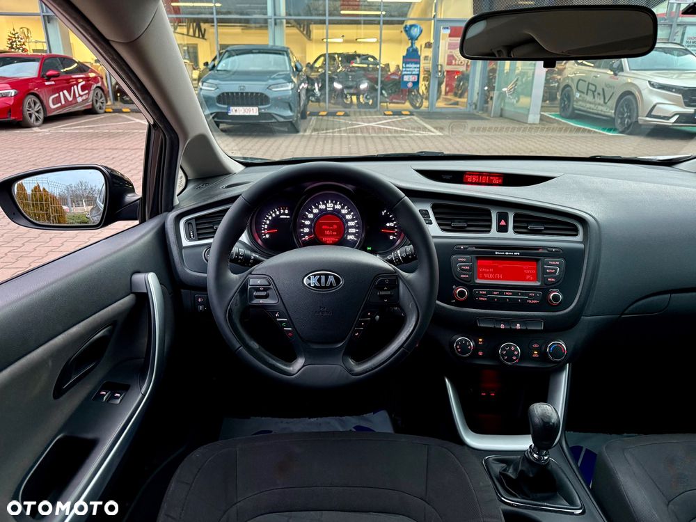 Kia Ceed 1.4 M - 12