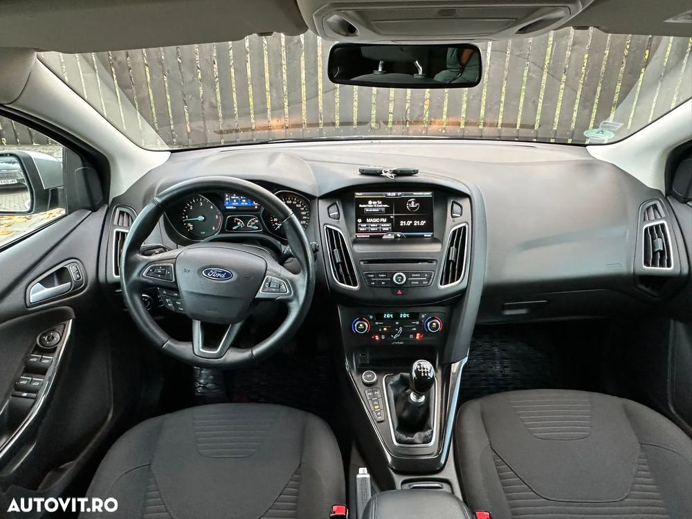 Ford Focus 1.5 EcoBlue Start-Stopp-System TITANIUM - 21