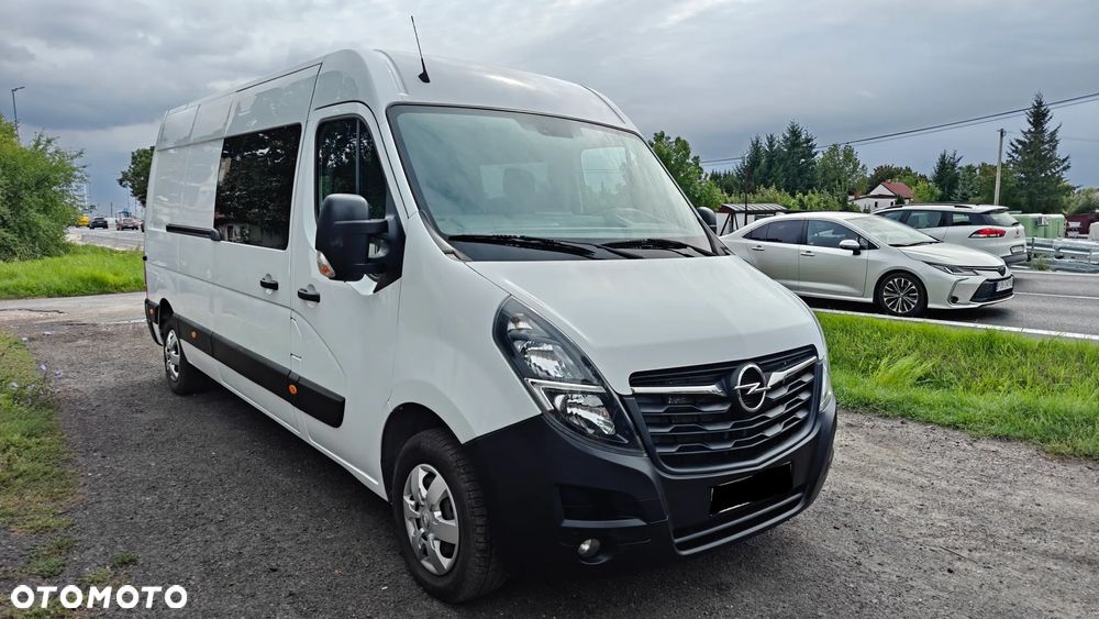 Opel Movano  brygadówka 7 osób klima nawigacja hak tempomat ledy