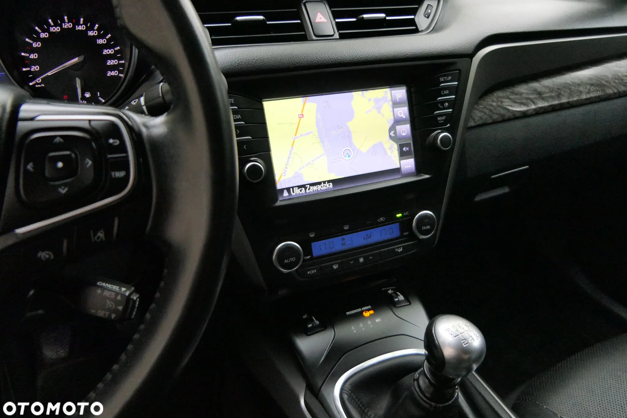 Toyota Avensis 2.0 D-4D Prestige - 18