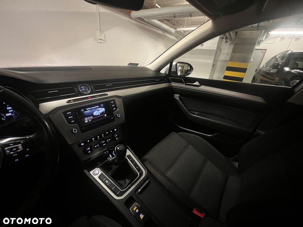 Volkswagen Passat 1.4 TSI BMT ACT Comfortline - 27