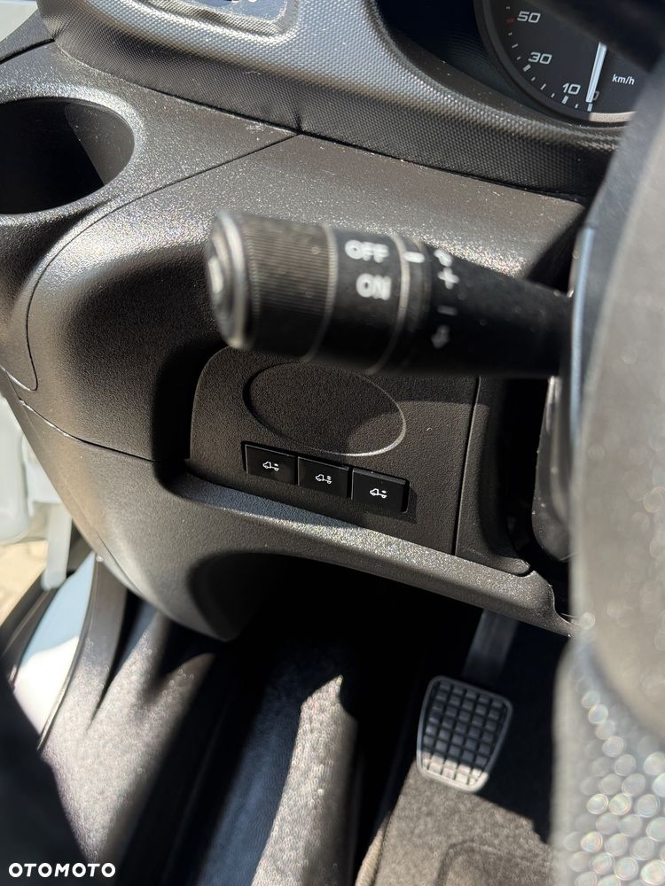 Iveco DAILY 70-180 180KM * 10 E.Palet Kontener *+Winda 1000KG BOGATA Opcja Wyposażenia!!! - 17