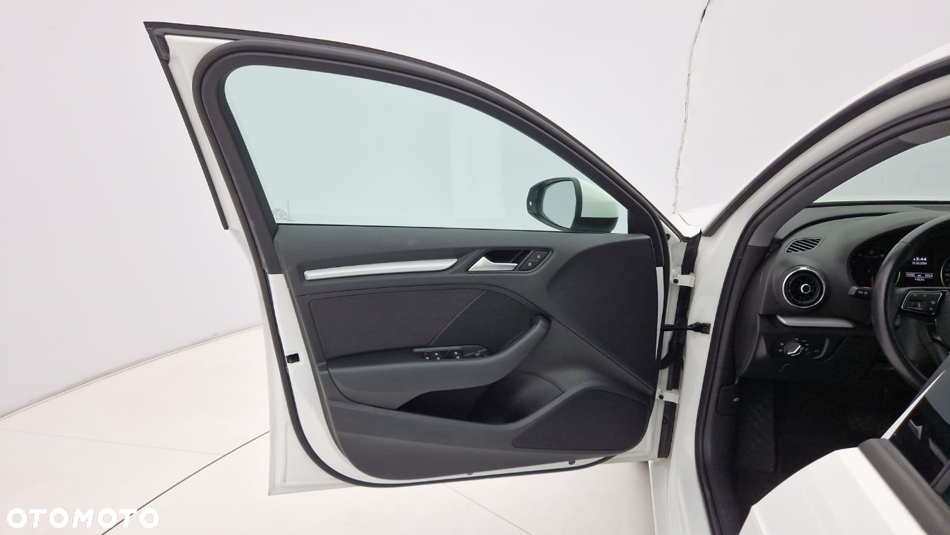 Audi A3 1.5 TFSI S tronic - 14