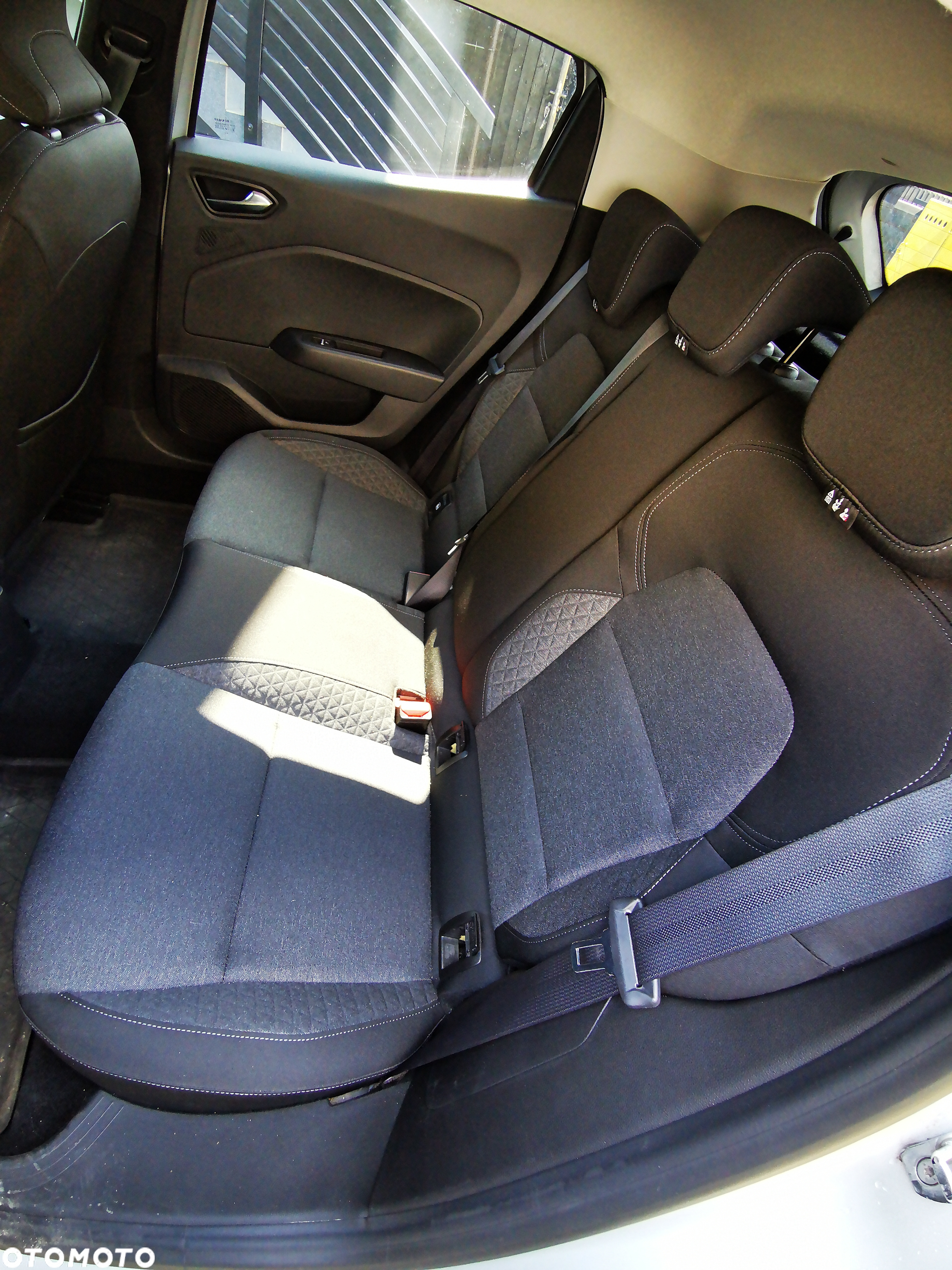Renault Clio 1.0 TCe Zen - 10