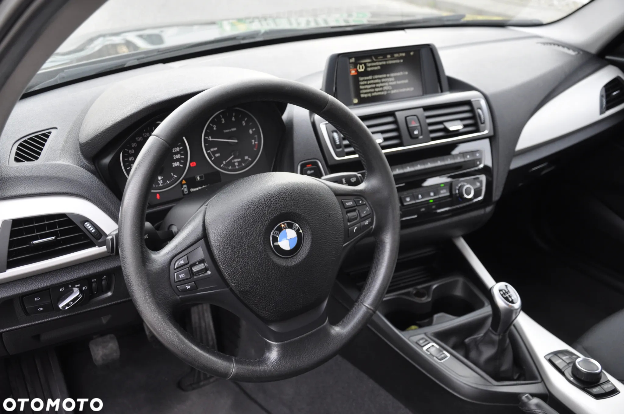 BMW Seria 1 116i Advantage - 12