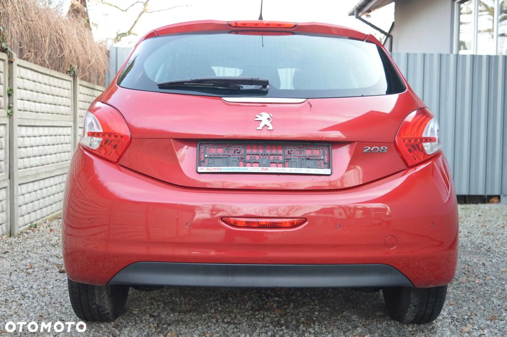 Peugeot 208 - 6