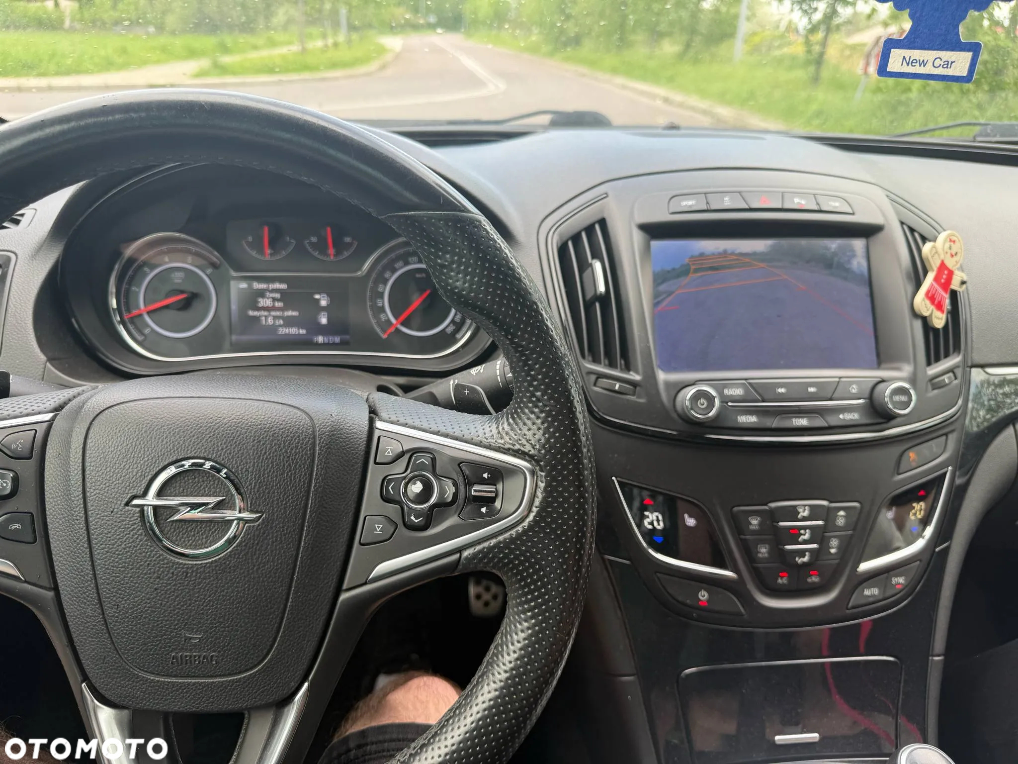 Opel Insignia - 2
